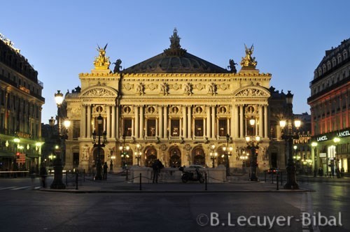 Le théâtre de l'Opéra ou palais Garnier