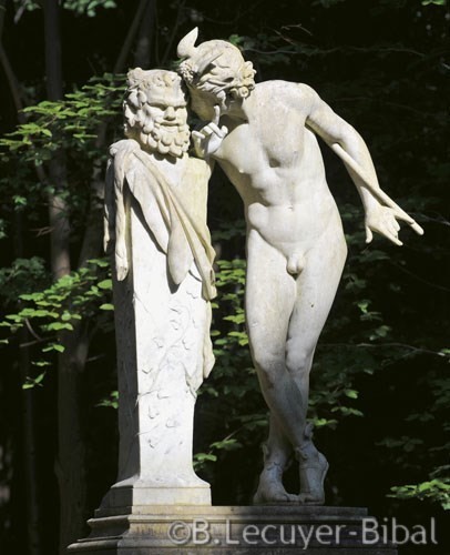 Hippolyte Moulin,Le secret d'En-Haut,statue