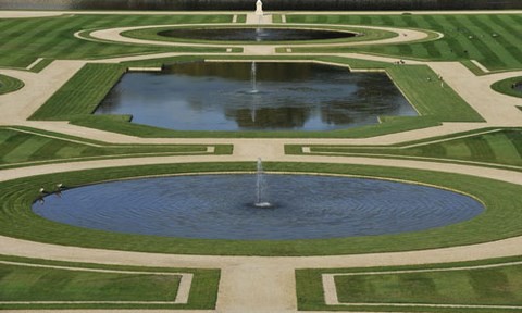 miroirs d'eau,jardins a la française,andré Le Nôtre,jet d'eau