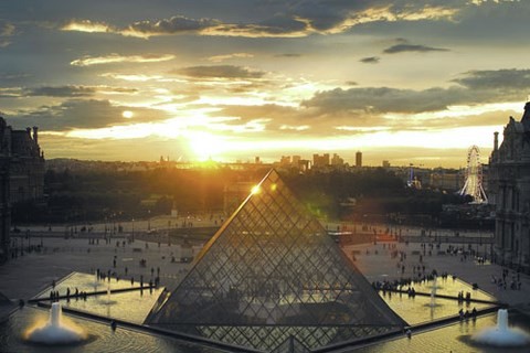 pyramide,Louvre,Pei,architecte