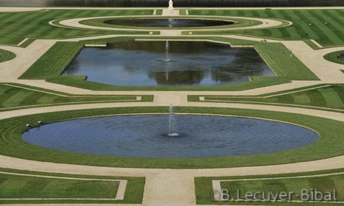 miroirs d'eau,jardins a la française,andré Le Nôtre,jet d'eau