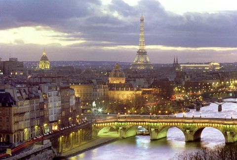 Pont-Neuf,hôtel des Monnaies, l'Institut de France,tour Eiffel,palais de Chaillot,Hôtel des Invalides